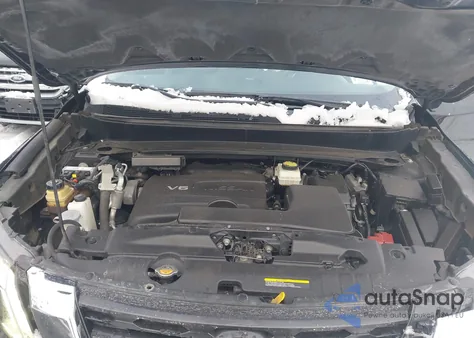 2019 Nissan Pathfinder Platinum z USA, uszkodzony, nr VIN 5N1DR2MM8KC634623